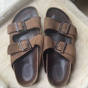 7.5 Birkenstocks!